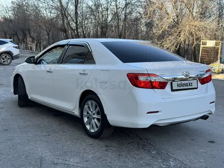 Toyota Camry 2014 года за 10 000 000 тг. в Тараз – фото 15