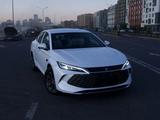 BYD Qin L DM-i 2025 года за 10 490 000 тг. в Астана – фото 2