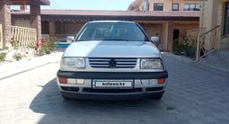 Volkswagen Vento 1997 года за 2 000 000 тг. в Тараз – фото 3