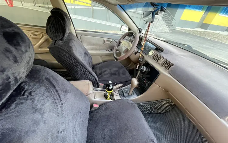Toyota Camry 2000 годаүшін3 800 000 тг. в Усть-Каменогорск