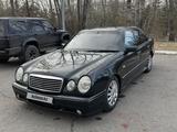 Mercedes-Benz E 230 1997 года за 2 500 000 тг. в Павлодар – фото 2