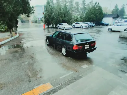 BMW 520 1993 года за 1 400 000 тг. в Алматы – фото 17