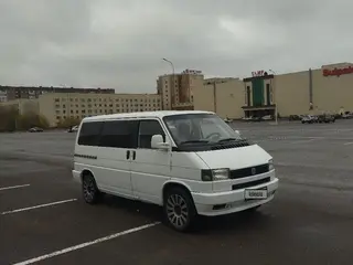 Volkswagen Caravelle