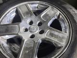 Диски комплект с резиной на краислер с 300. за 250 000 тг. в Алматы – фото 5