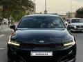 Kia K5 2021 года за 12 000 000 тг. в Атырау