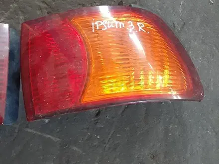 Задние фонари на Toyota Ipsum за 50 000 тг. в Алматы – фото 3