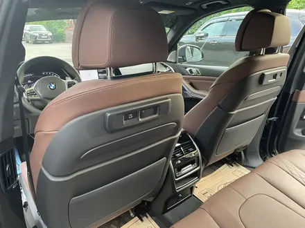 BMW X5 2022 года за 69 000 000 тг. в Алматы – фото 27
