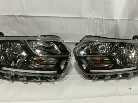 Фара на Renault Duster за 20 000 тг. в Алматы