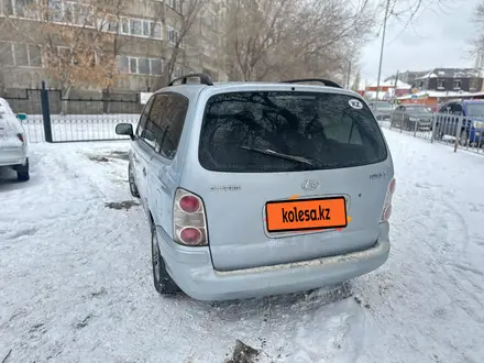 Hyundai Trajet 2006 года за 4 500 000 тг. в Актобе – фото 5