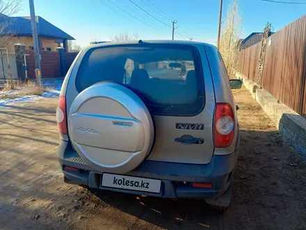 Chevrolet Niva 2013 года за 2 900 000 тг. в Актобе – фото 4