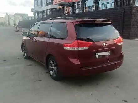 Toyota Sienna 2012 года за 9 500 000 тг. в Актобе – фото 8