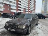 Mercedes-Benz E 220 1993 года за 2 000 000 тг. в Караганда – фото 3