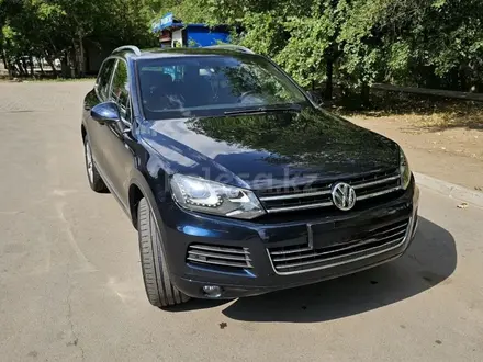 Volkswagen Touareg 2014 года за 14 200 000 тг. в Астана