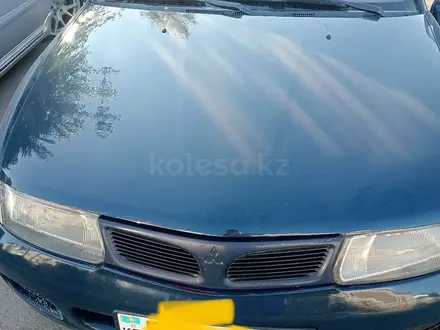Mitsubishi Carisma 1998 года за 1 850 000 тг. в Костанай – фото 3
