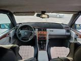 Mercedes-Benz E 280 1996 года за 1 250 000 тг. в Шымкент