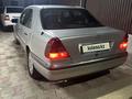 Mercedes-Benz C 200 1995 года за 1 550 000 тг. в Алматы – фото 2