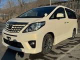 Toyota Alphard 2013 года за 8 000 000 тг. в Семей