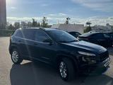 Jeep Cherokee 2014 годаfor10 000 000 тг. в Астана – фото 3