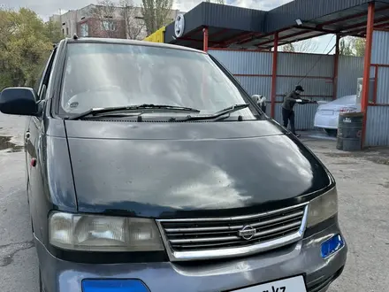 Nissan Largo 1997 года за 1 600 000 тг. в Алматы – фото 2