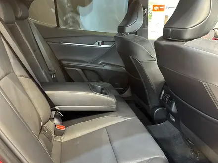 Toyota Camry Prestige 2026 года за 20 690 000 тг. в Алматы – фото 6
