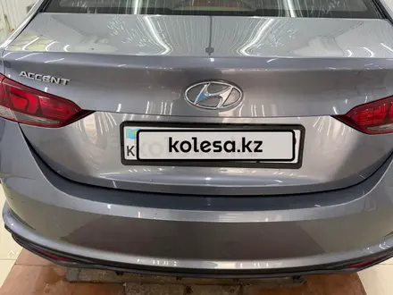 Hyundai Accent 2021 года за 6 100 000 тг. в Актау – фото 3