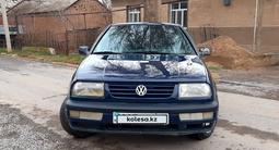 Volkswagen Vento 1997 года за 1 400 000 тг. в Шымкент – фото 3