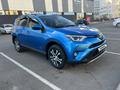 Toyota RAV4 2018 годаүшін11 200 000 тг. в Астана – фото 2