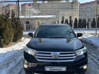 Toyota Highlander 2012 годаfor13 500 000 тг. в Алматы