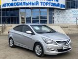 Hyundai Solaris 2015 года за 6 200 000 тг. в Уральск – фото 2