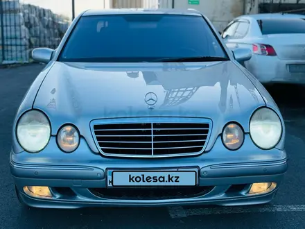 Mercedes-Benz E 200 2000 года за 5 000 000 тг. в Караганда – фото 3