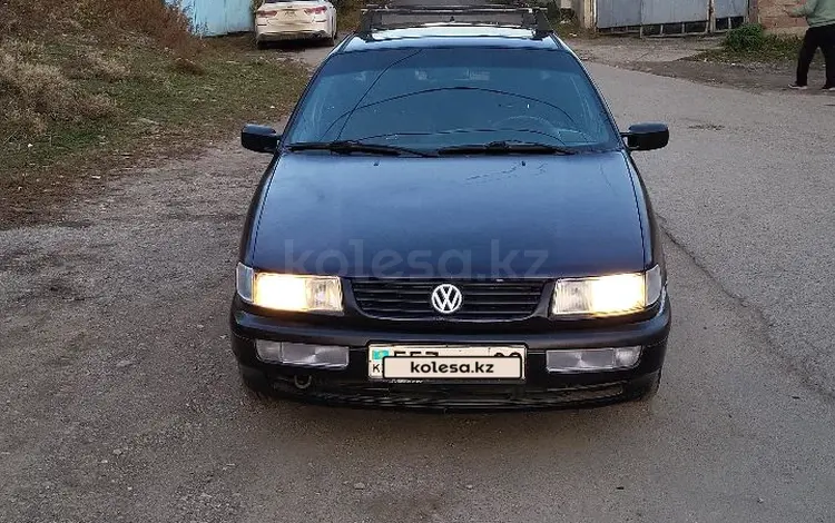 Volkswagen Passat 1996 года за 1 500 000 тг. в Алматы