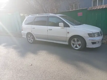 Mitsubishi Chariot 1999 года за 1 800 000 тг. в Алматы – фото 5
