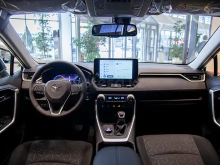 Toyota RAV4 Prestige 2025 года за 19 195 657 тг. в Алматы – фото 6