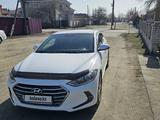 Hyundai Elantra 2018 года за 7 500 000 тг. в Астана