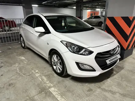 Hyundai i30 2014 года за 6 700 000 тг. в Алматы – фото 2