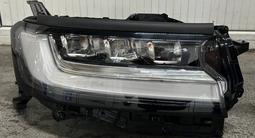 TOYOTA LAND CRUISER 300 фара за 900 000 тг. в Алматы – фото 3