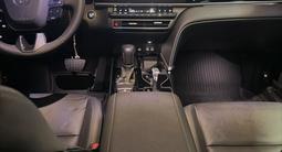 Toyota Camry 2025 года за 20 950 000 тг. в Астана – фото 4