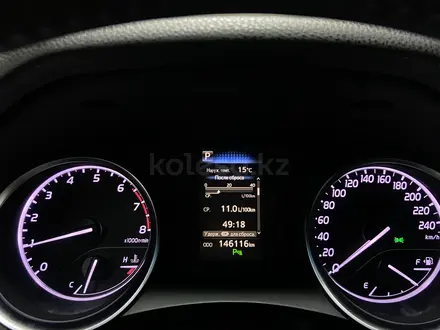 Toyota Camry 2019 года за 12 000 000 тг. в Алматы – фото 14