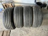 Летние шины Pirelli 225/55/17 за 90 000 тг. в Усть-Каменогорск