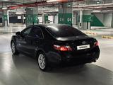 Toyota Camry 2011 года за 8 300 000 тг. в Астана – фото 2