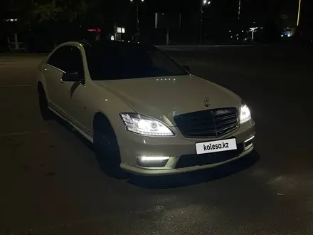 Mercedes-Benz S 500 2007 года за 8 000 000 тг. в Астана