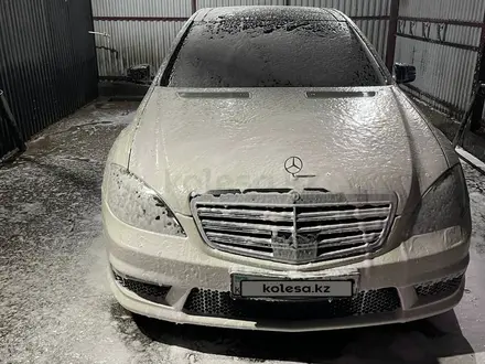 Mercedes-Benz S 500 2007 года за 8 000 000 тг. в Астана – фото 3