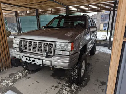 Jeep Grand Cherokee 1998 года за 5 250 000 тг. в Алматы