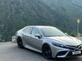 Toyota Camry 2022 года за 13 500 000 тг. в Алматы – фото 15