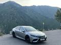 Toyota Camry 2022 года за 13 500 000 тг. в Алматы – фото 17