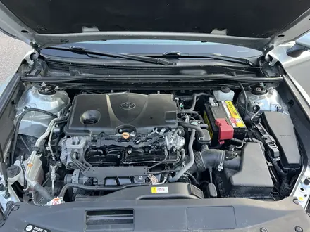 Toyota Camry 2022 года за 13 500 000 тг. в Алматы – фото 39