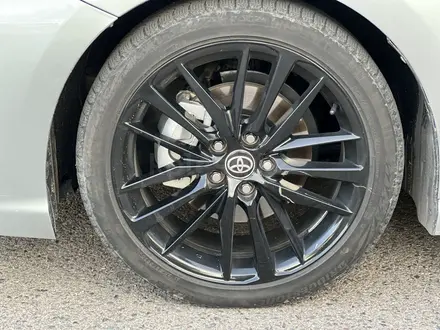 Toyota Camry 2022 года за 13 500 000 тг. в Алматы – фото 41