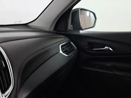 Chevrolet Equinox 2021 года за 9 290 000 тг. в Астана – фото 21