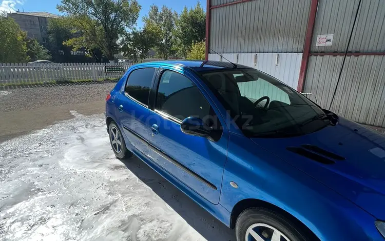 Peugeot 206 2006 годаfor2 200 000 тг. в Караганда