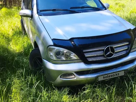 Mercedes-Benz ML 270 2003 года за 5 000 000 тг. в Макинск – фото 2